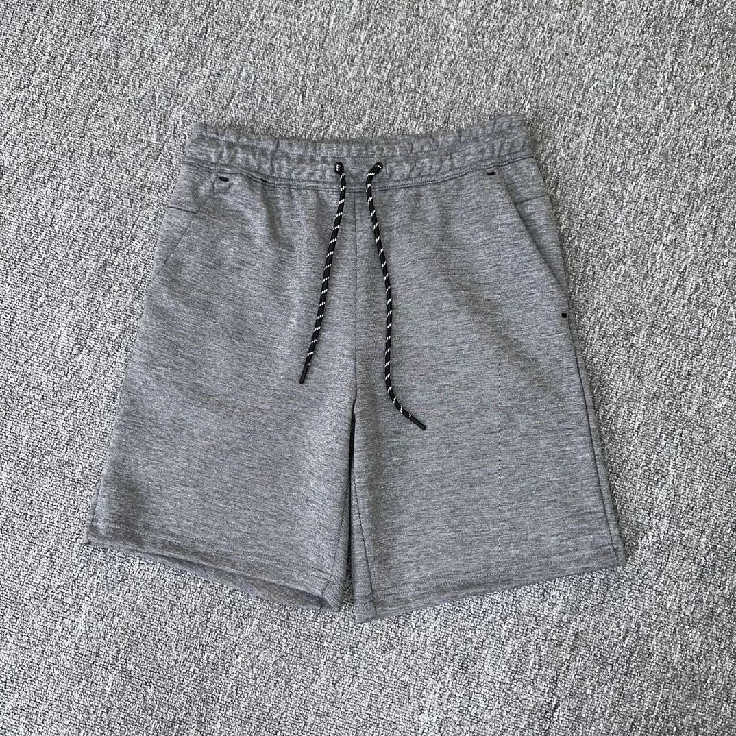 Nike Tech Fleece Shorts             (8+ Colourways)               