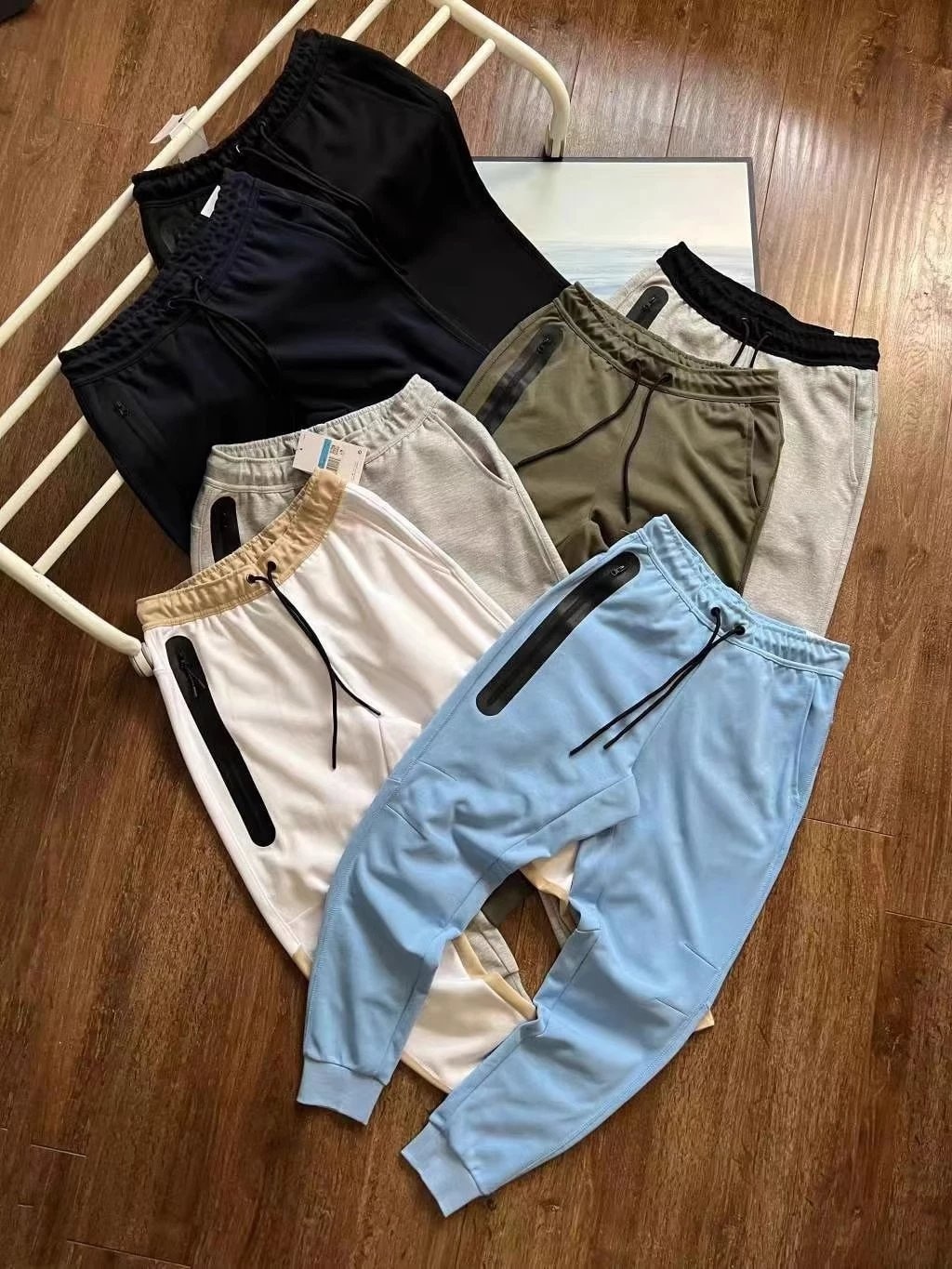 Nike Tech Fleece (Pants)