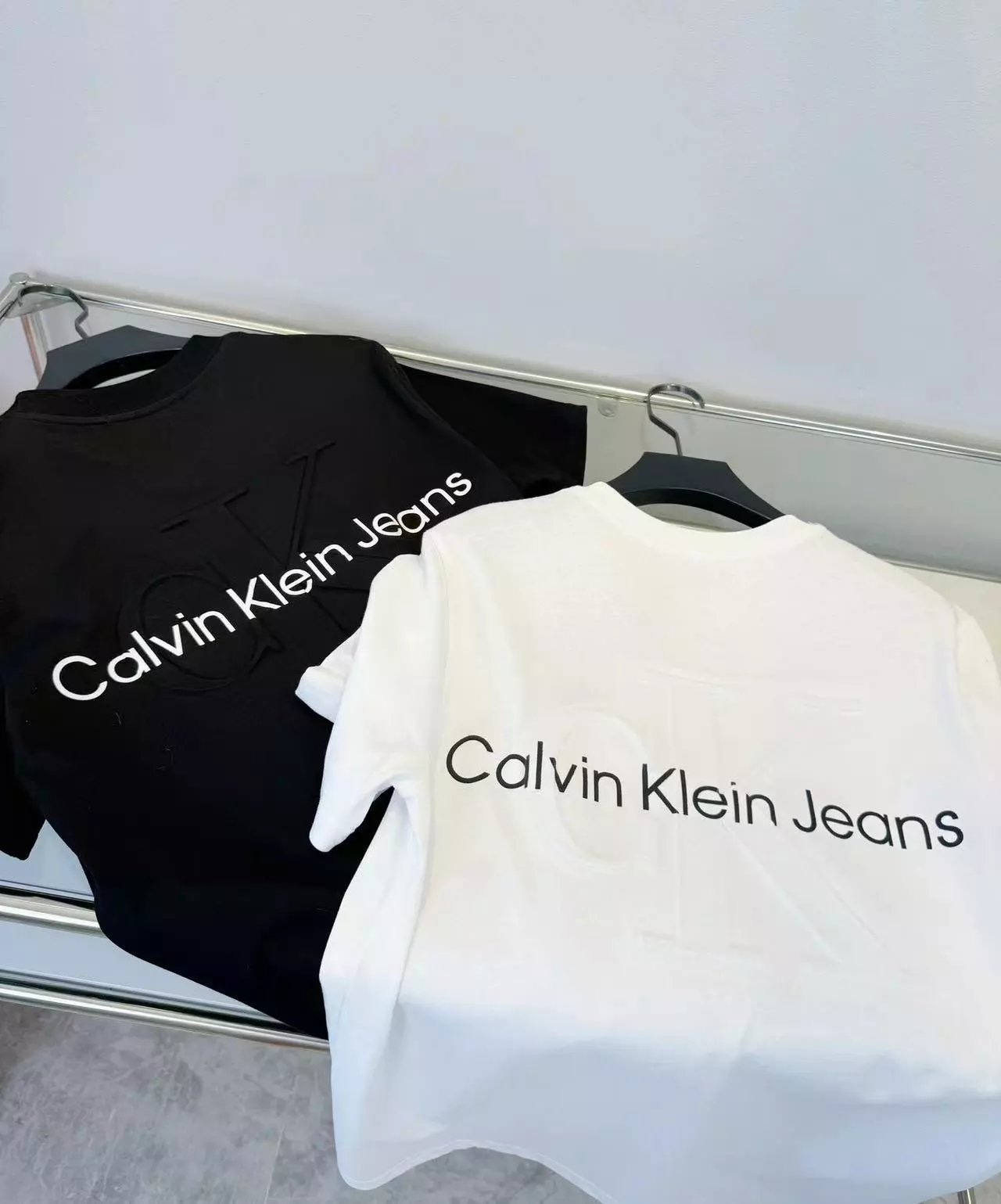 Calvin Klein Tee